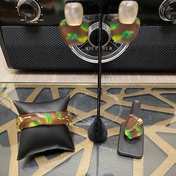 Molten Gold Lucite Alexis Bittar Set - Fluorescent Forest - Picture 2 of 10